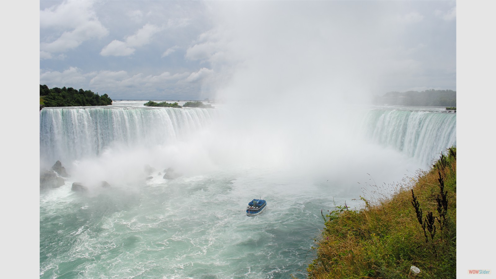 Maid of the Mist - Niagara Falls, Canada
